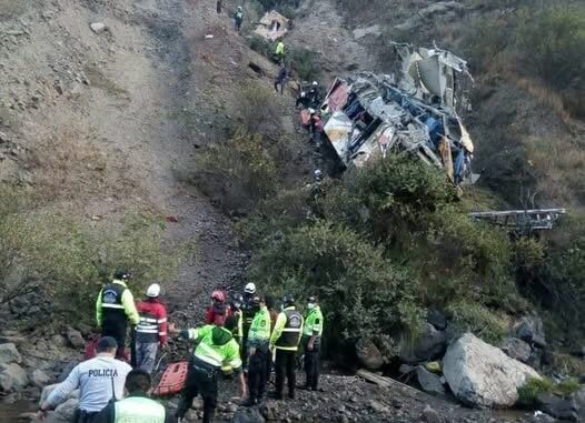 🚨BREAKING NEWS 🚨 At least 21 d.e... after bus falls into a chasm in...See more